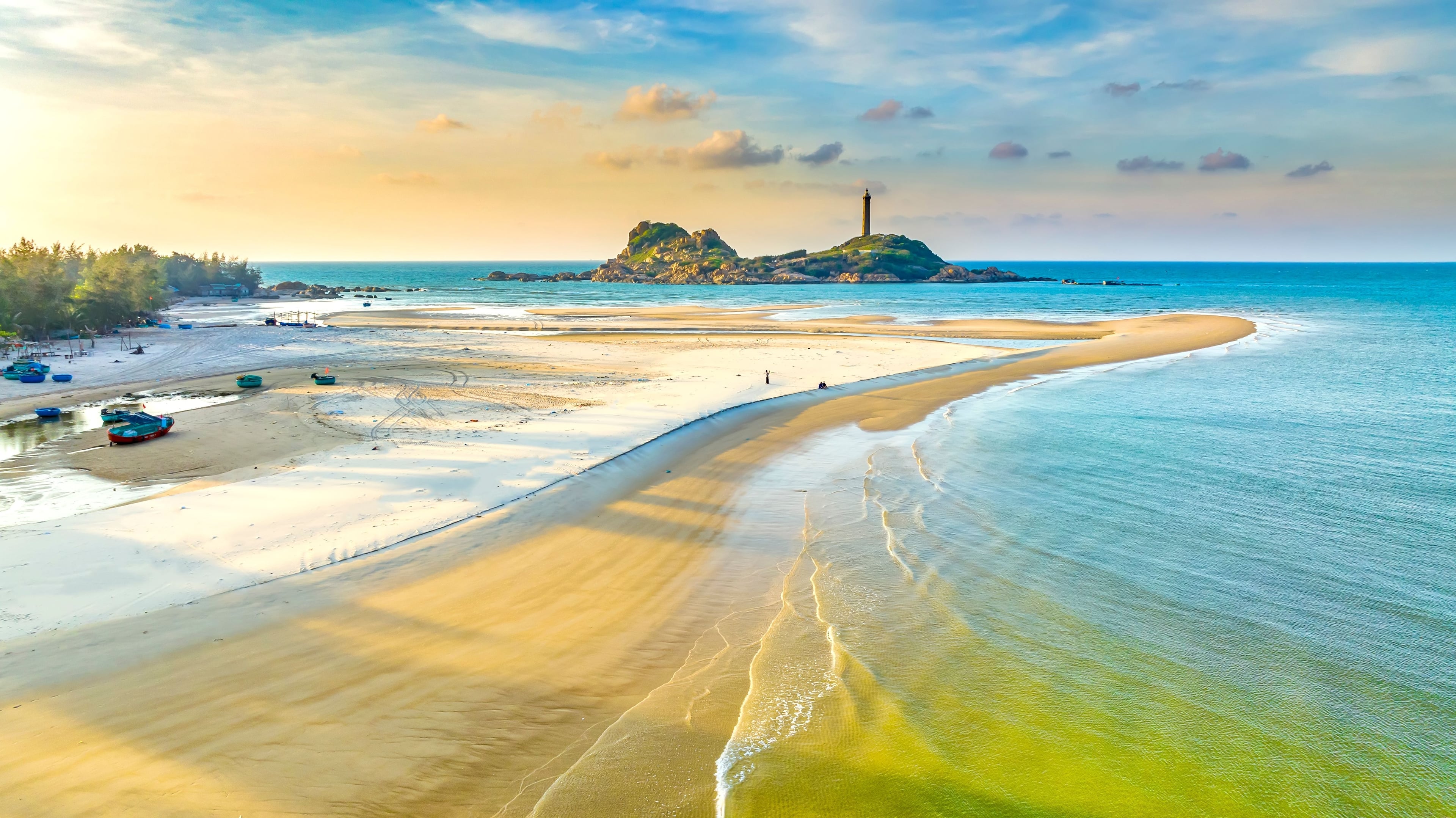 Book cruises to Asia & Indian Ocean Online And Save