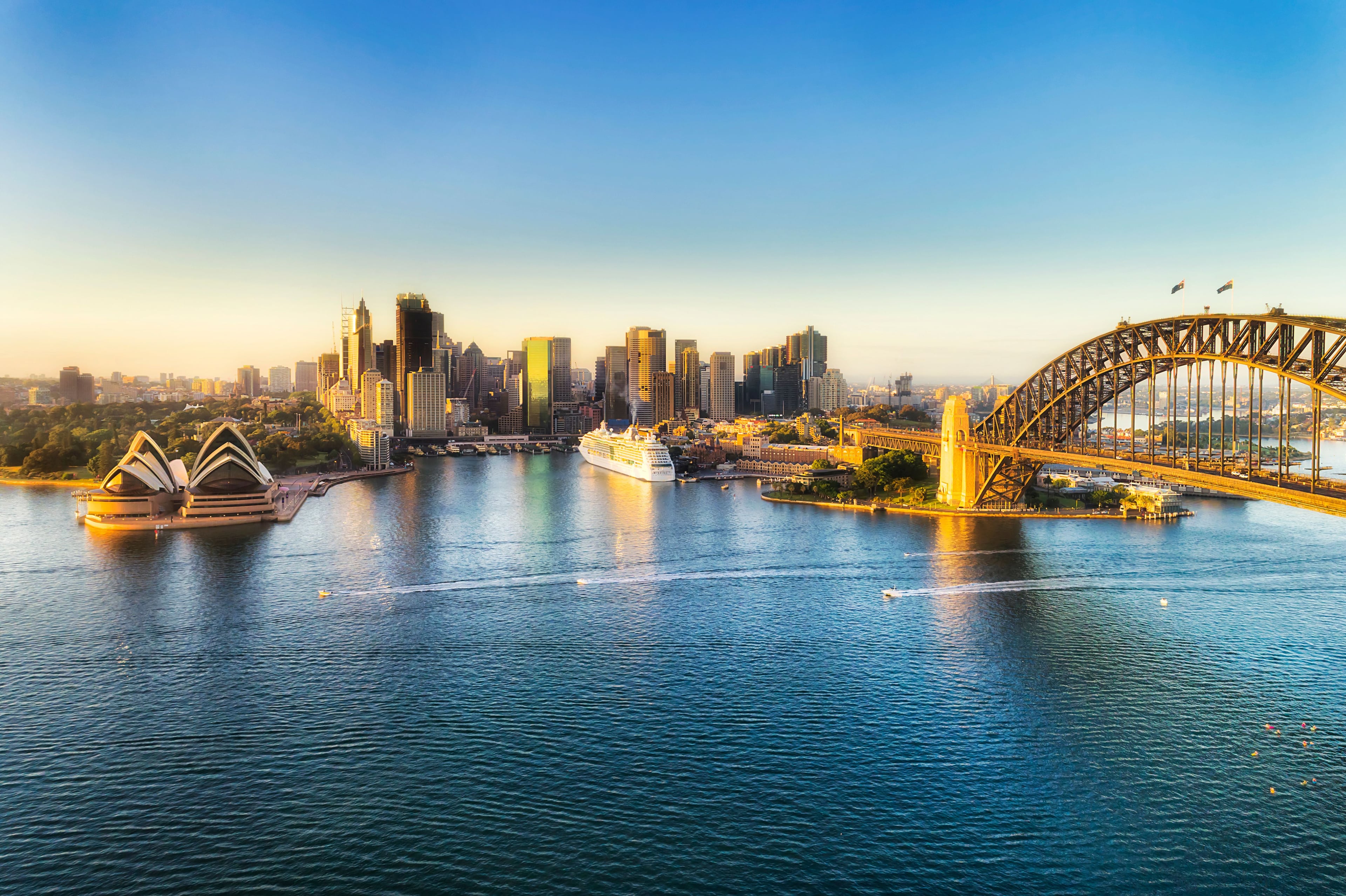 Book cruises to Australasia with Carnival Online and Save