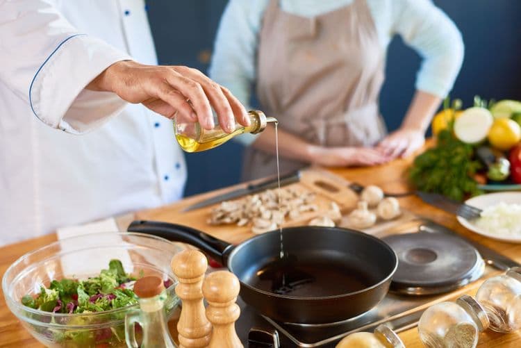 Vino y cena: clase de cocina y almuerzo en Kingston Winery